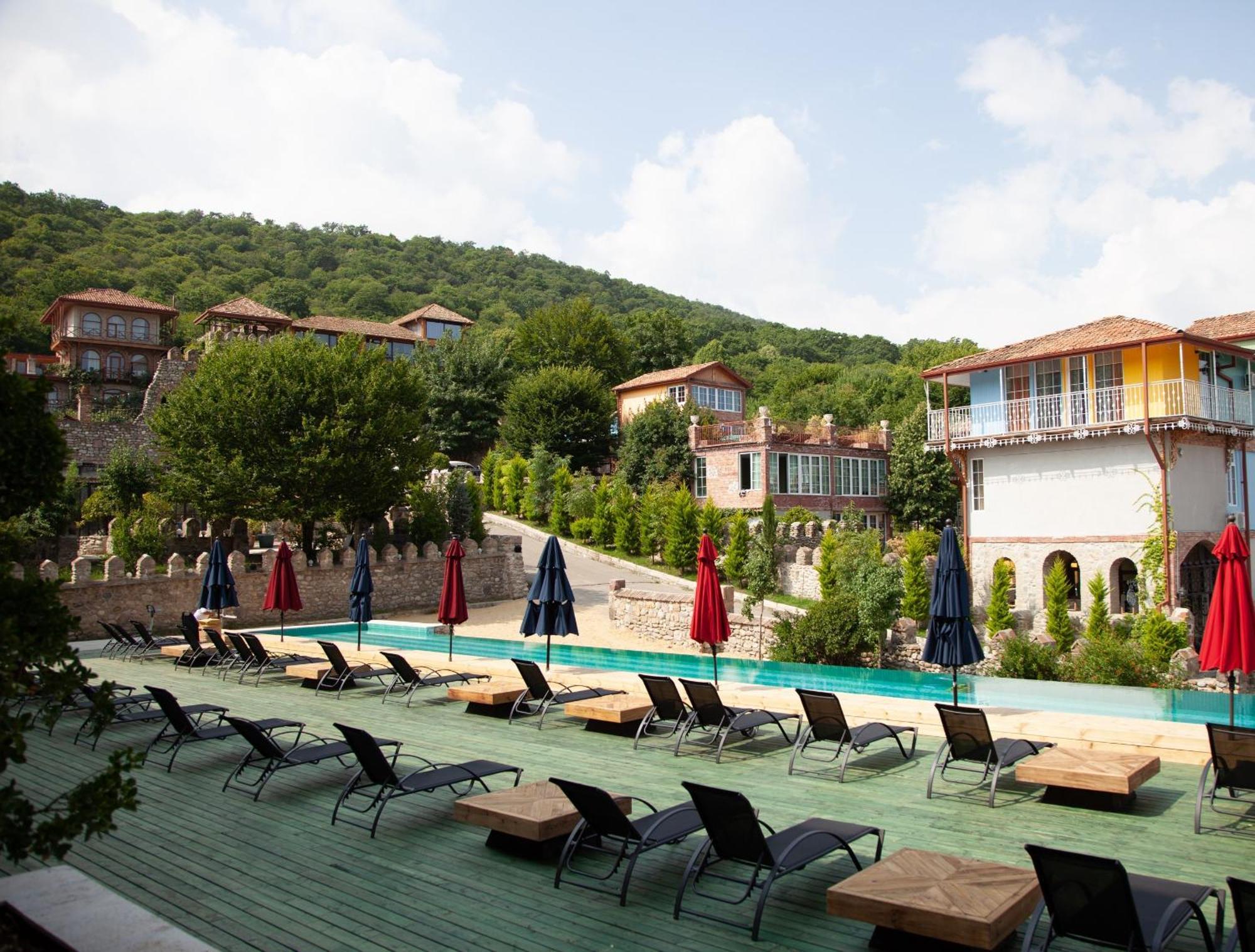 Chateau Mere Telavi Exterior photo