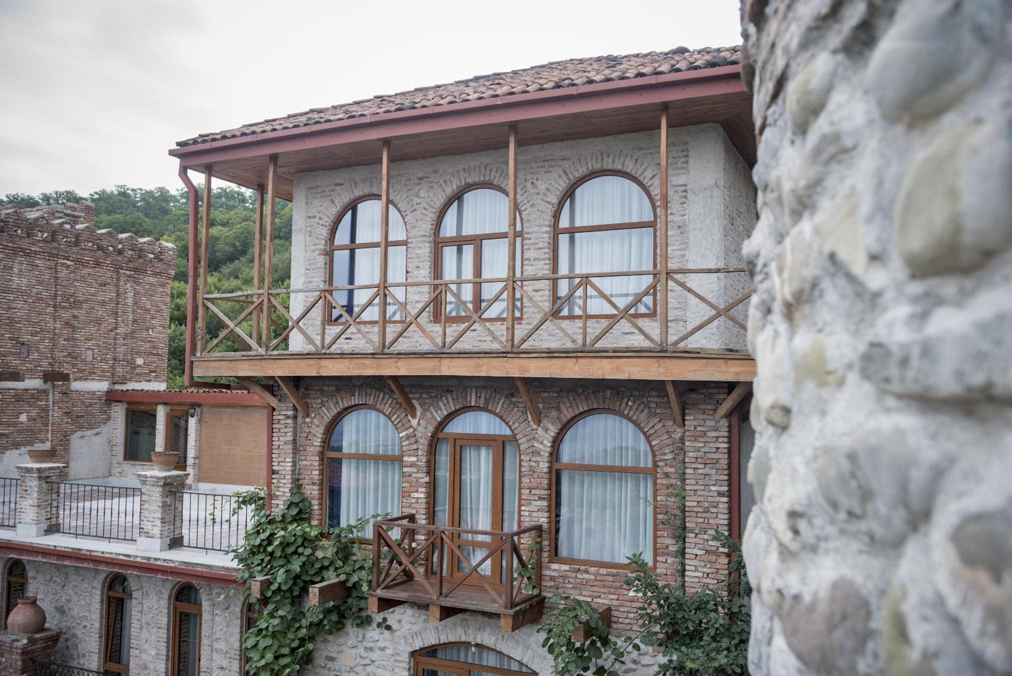 Chateau Mere Telavi Exterior photo